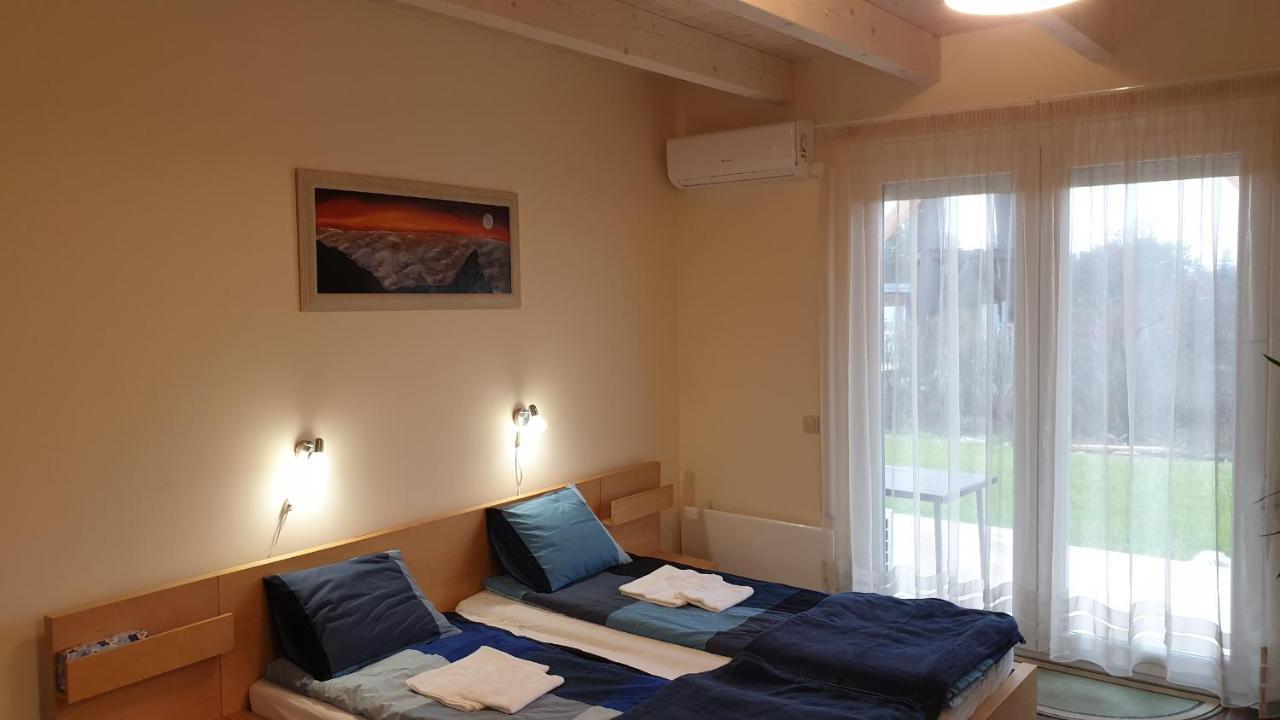 Buzavirag Apartmanhaz Balatonakali Dış mekan fotoğraf